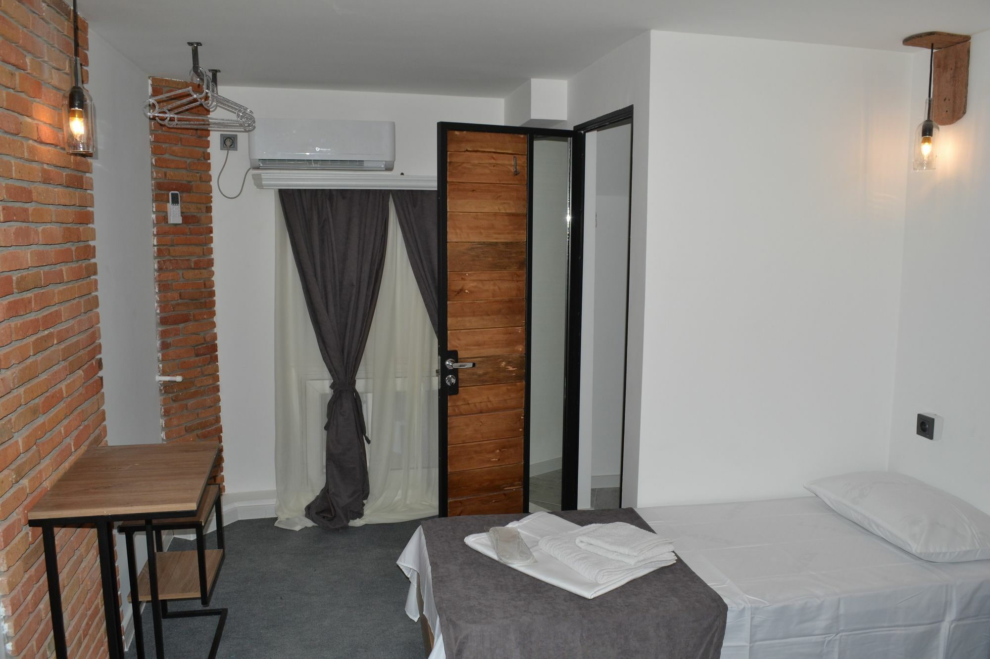 Hotel Baratashvili 12 Tbilisi Ngoại thất bức ảnh